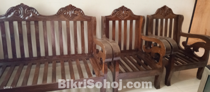 3+1+1 Sofa with Centre table